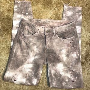 Levi’s Stonewashed Denim Legging Size 27